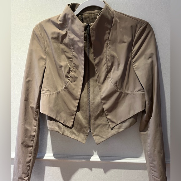 BCBG Maxazria tan jacket - Picture 1 of 9
